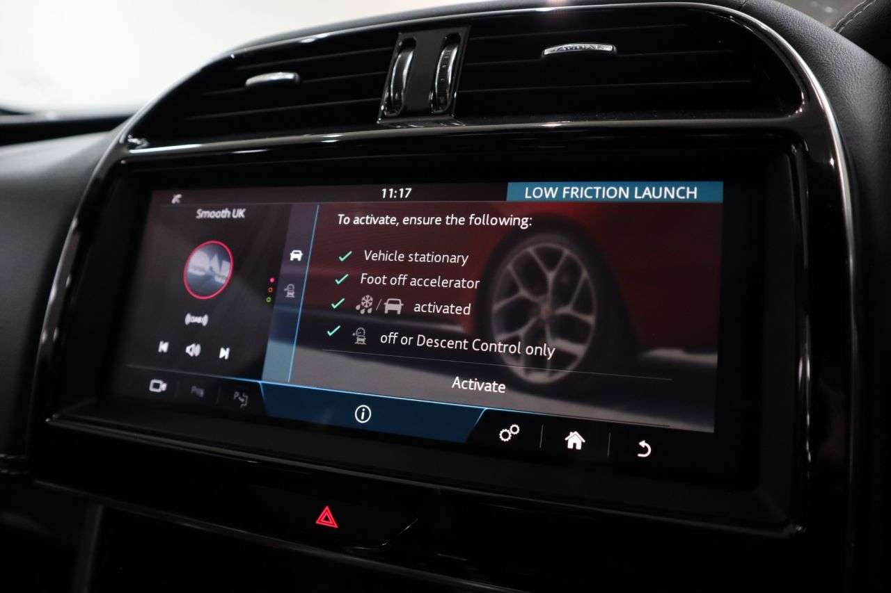 2020 JAGUAR XE 2020 JAGUAR XE