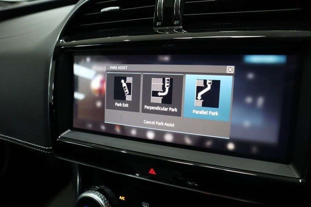 2020 JAGUAR XE 2020 JAGUAR XE