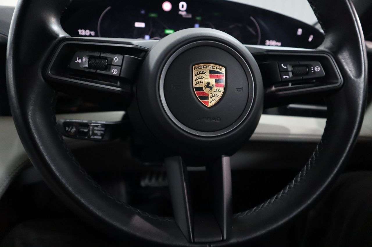 2023 PORSCHE TAYCAN 2023 PORSCHE TAYCAN