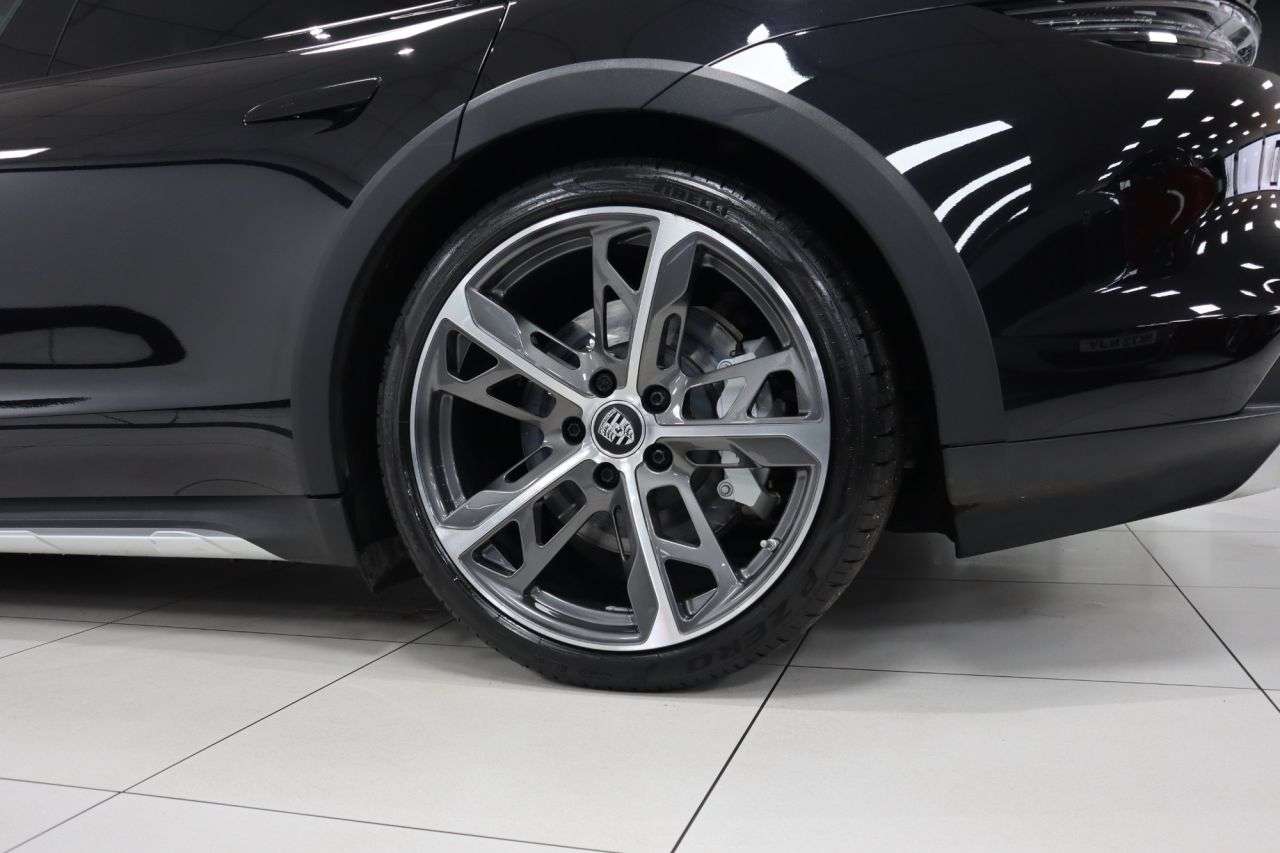 2023 PORSCHE TAYCAN 2023 PORSCHE TAYCAN