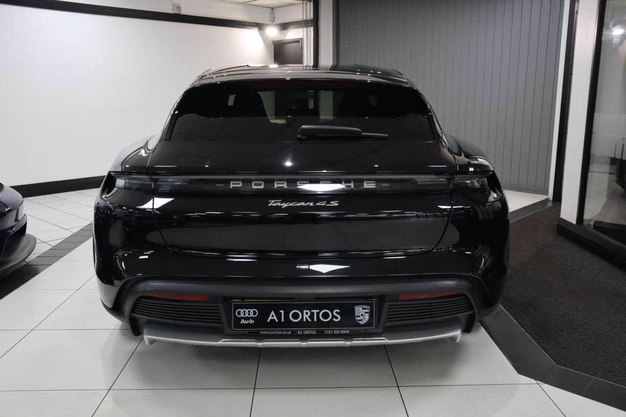 2023 PORSCHE TAYCAN 2023 PORSCHE TAYCAN