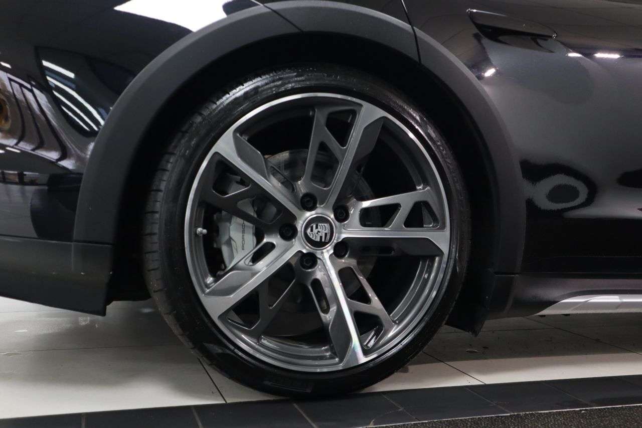 2023 PORSCHE TAYCAN 2023 PORSCHE TAYCAN