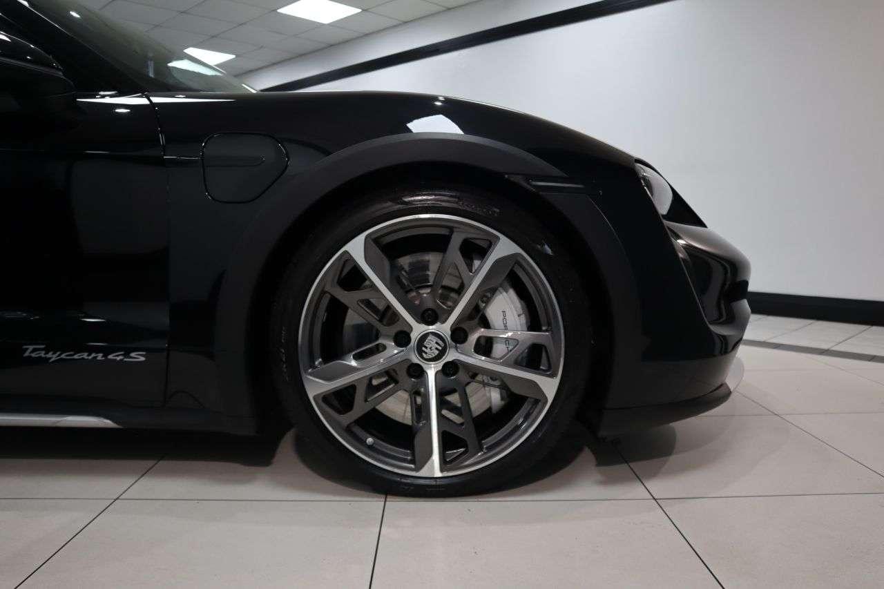 2023 PORSCHE TAYCAN 2023 PORSCHE TAYCAN