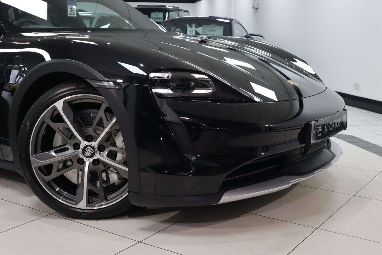 2023 PORSCHE TAYCAN 2023 PORSCHE TAYCAN