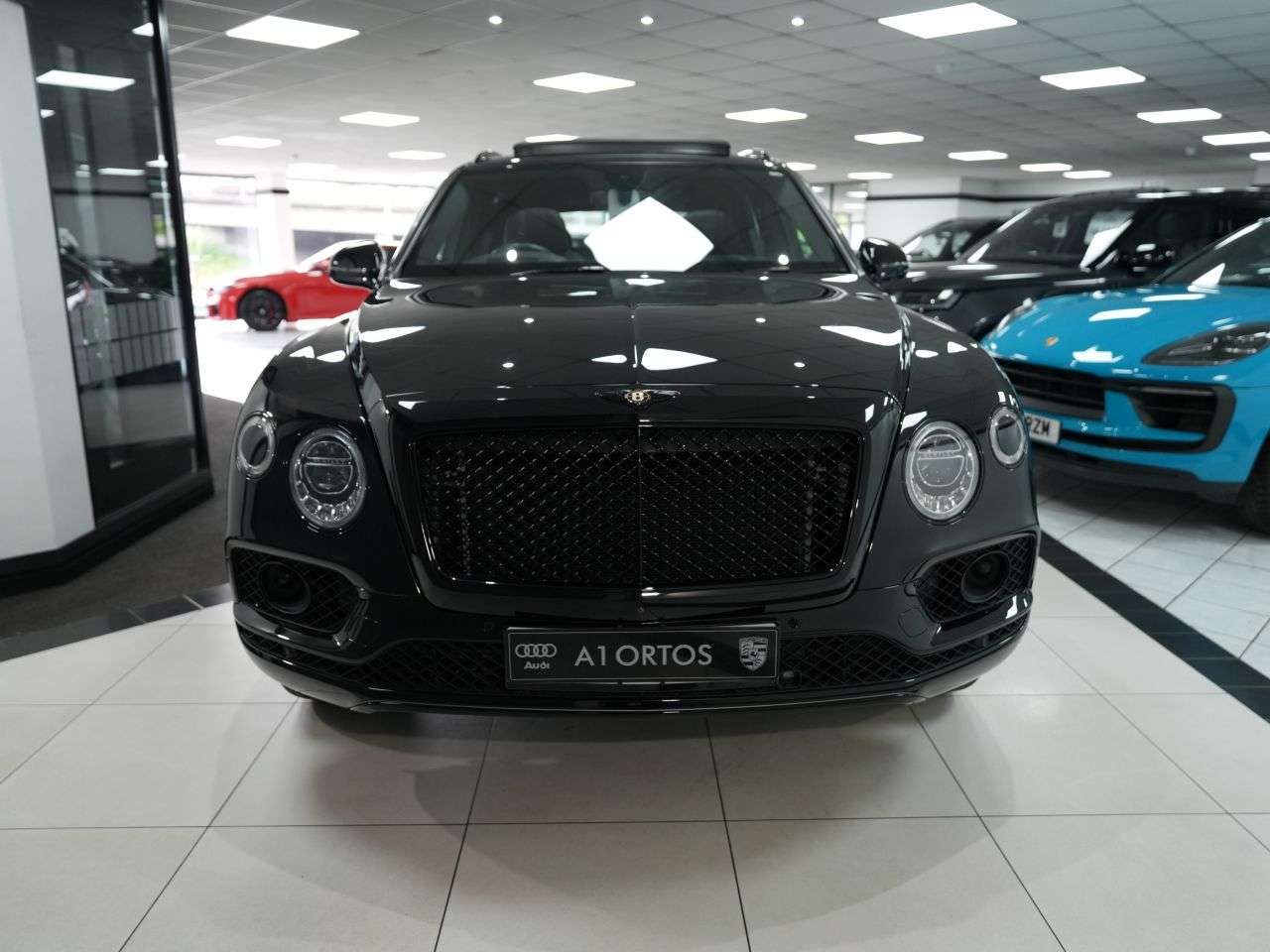 A 2019 BENTLEY BENTAYGA 4.0 V8 Centenary SUV 5dr Petrol Auto 4WD Euro 6 (s/s) (550 ps) BENTLEY MAIN A 2019 BENTLEY BENTAYGA 4.0 V8 Centenary SUV 5dr Petrol Auto 4WD Euro 6 (s/s) (550 ps) BENTLEY MAIN