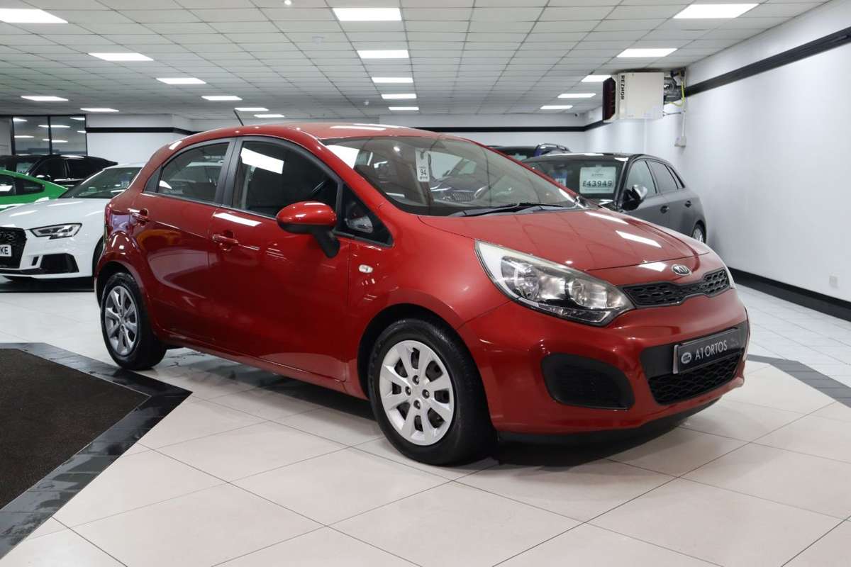 Check out this Kia Rio 2014 Petrol Manual