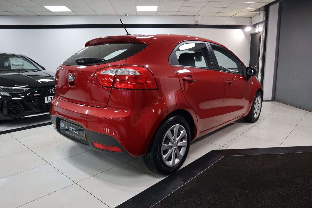 2014 KIA RIO 2014 KIA RIO