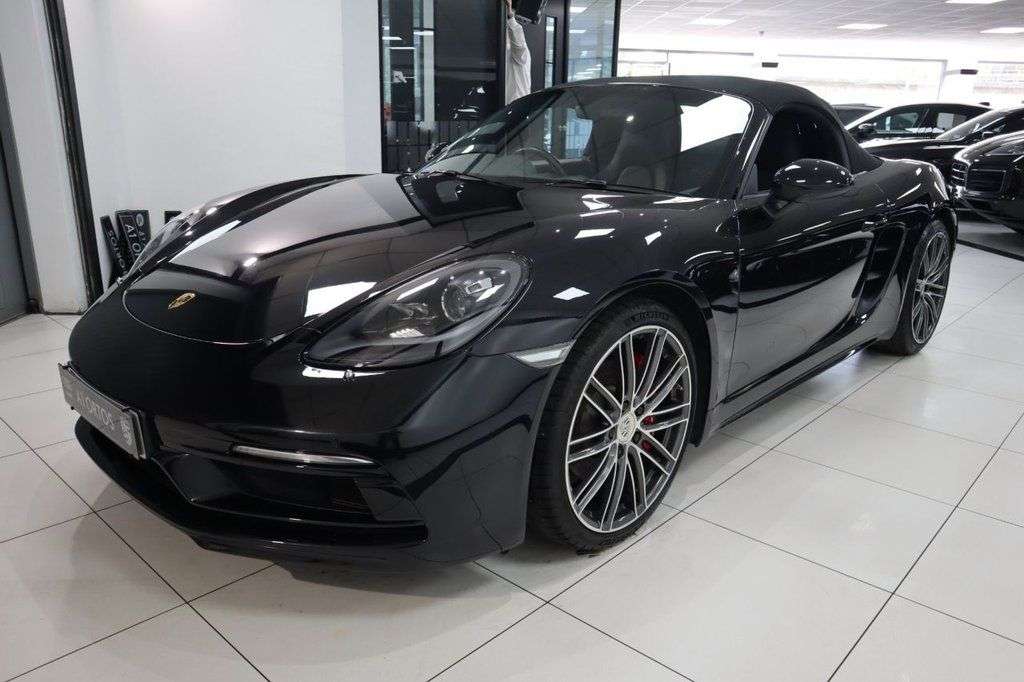 null PORSCHE 718 BOXSTER null PORSCHE 718 BOXSTER