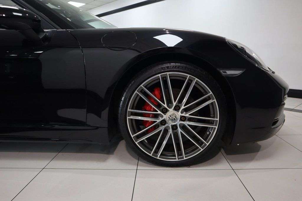 null PORSCHE 718 BOXSTER null PORSCHE 718 BOXSTER