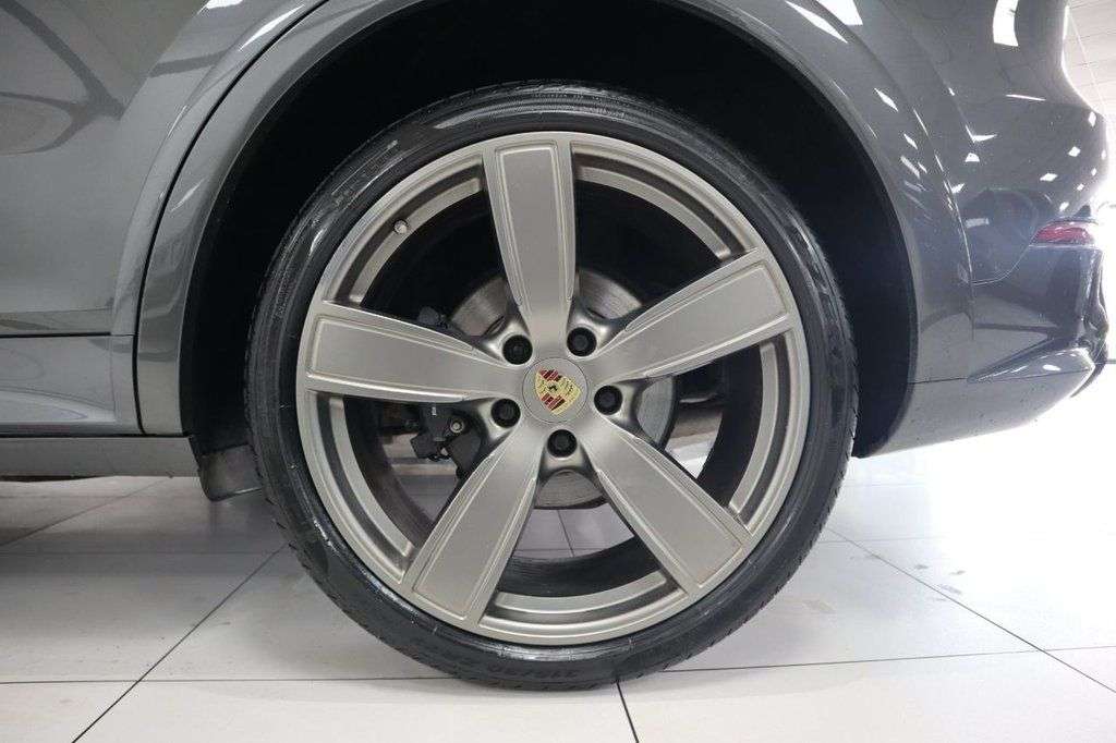 null PORSCHE CAYENNE null PORSCHE CAYENNE