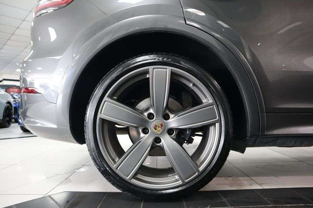 null PORSCHE CAYENNE null PORSCHE CAYENNE