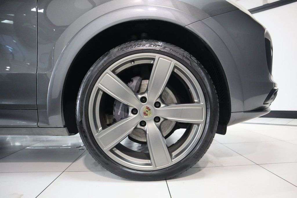 null PORSCHE CAYENNE null PORSCHE CAYENNE