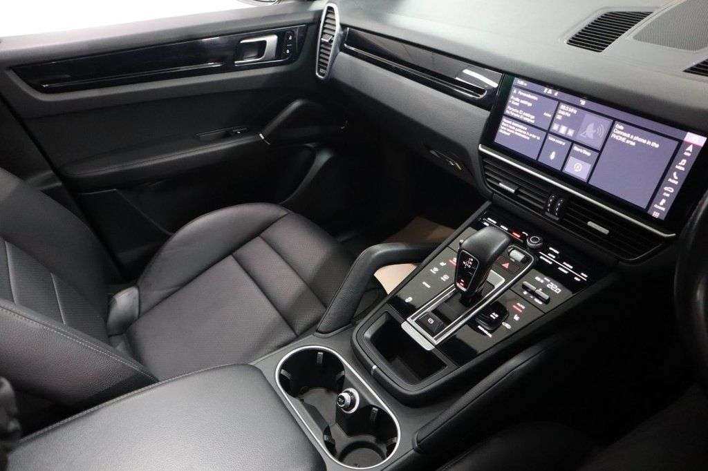 null PORSCHE CAYENNE null PORSCHE CAYENNE