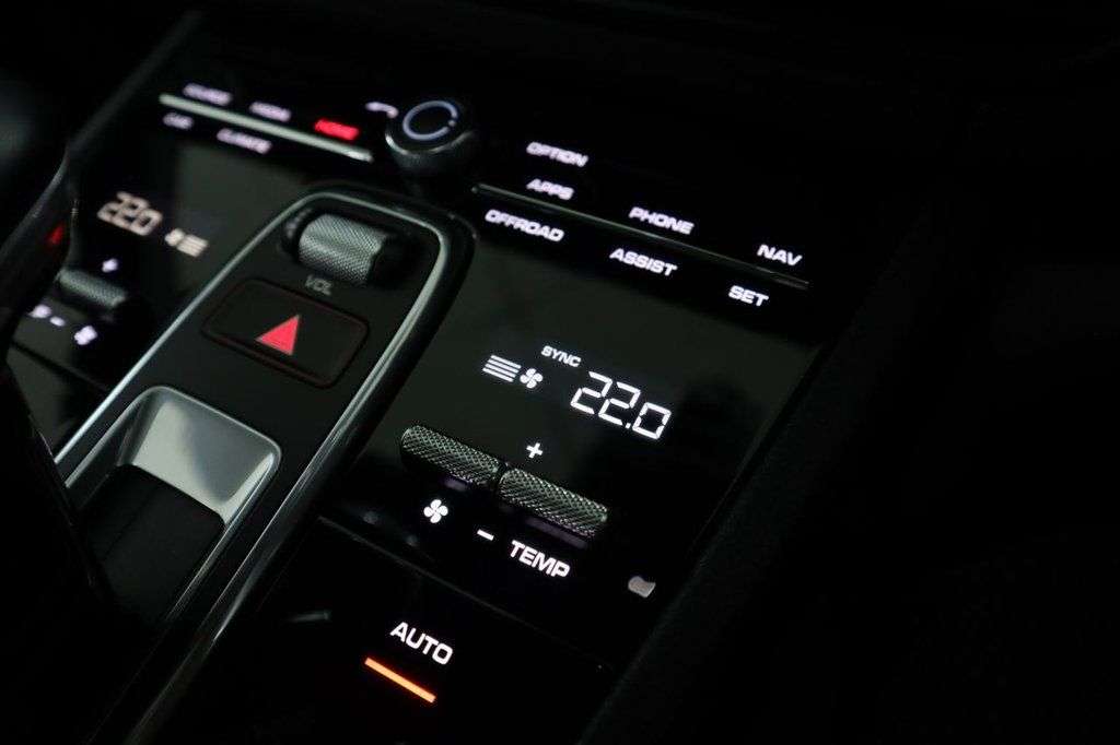 null PORSCHE CAYENNE null PORSCHE CAYENNE