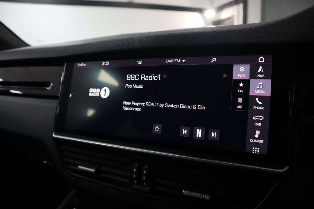 null PORSCHE CAYENNE null PORSCHE CAYENNE