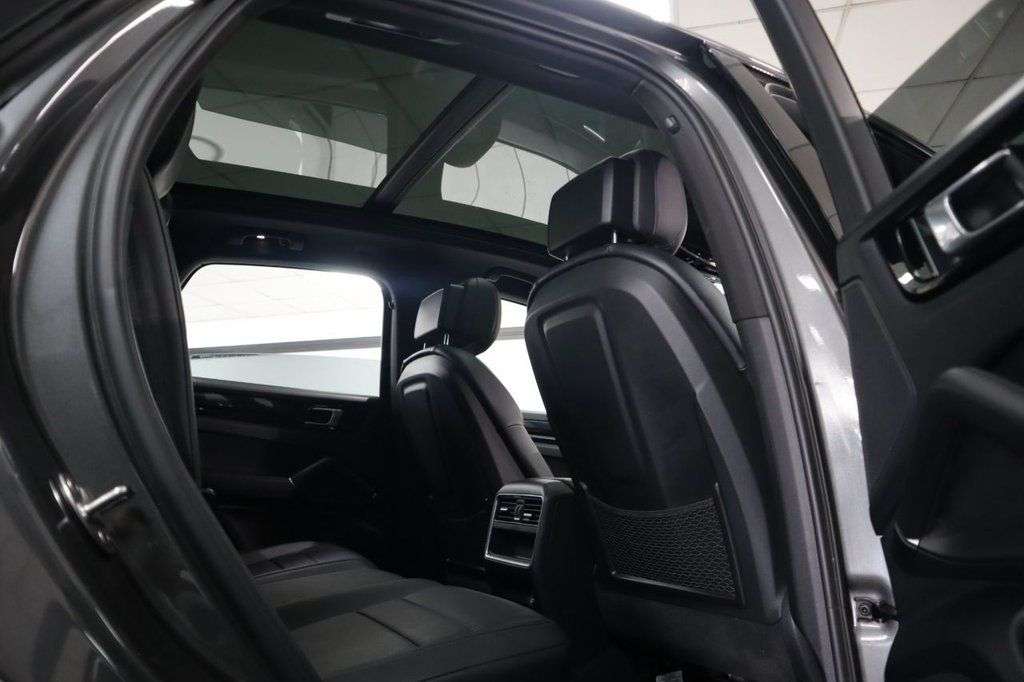 null PORSCHE CAYENNE null PORSCHE CAYENNE