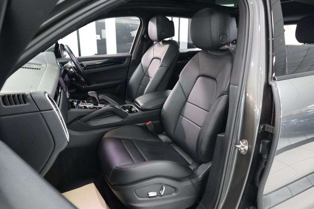 null PORSCHE CAYENNE null PORSCHE CAYENNE