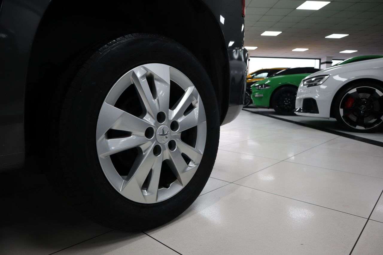 2021 PEUGEOT PARTNER 2021 PEUGEOT PARTNER