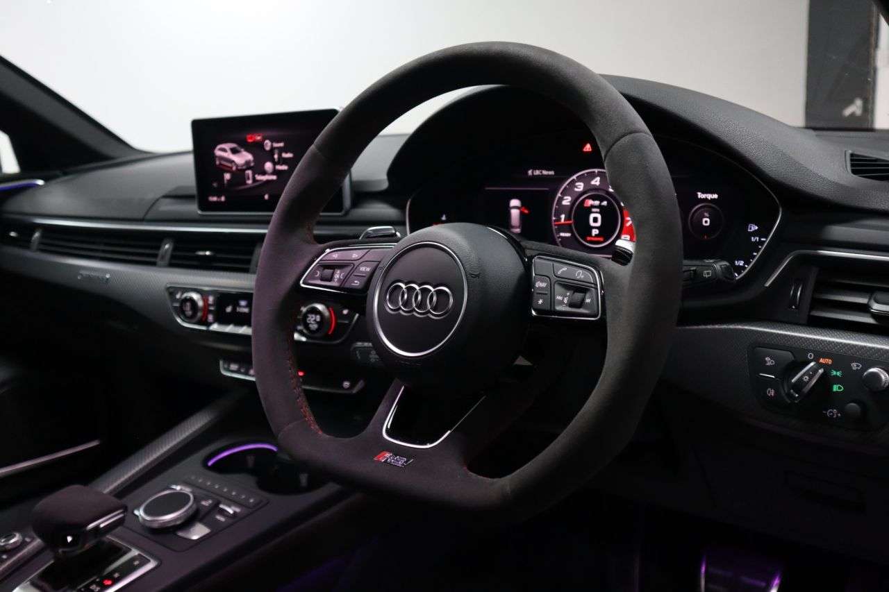 2018 AUDI RS4 AVANT 2018 AUDI RS4 AVANT