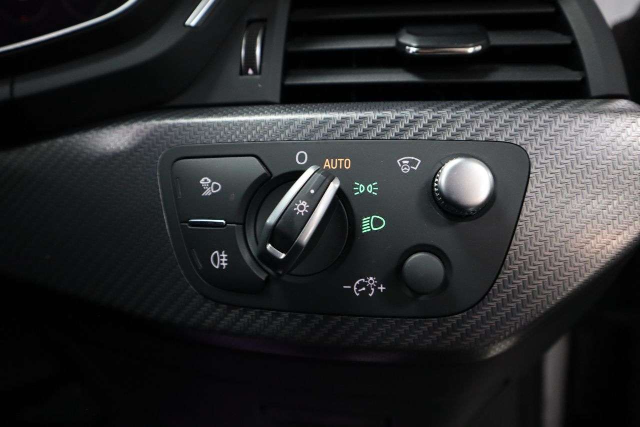 2018 AUDI RS4 AVANT 2018 AUDI RS4 AVANT