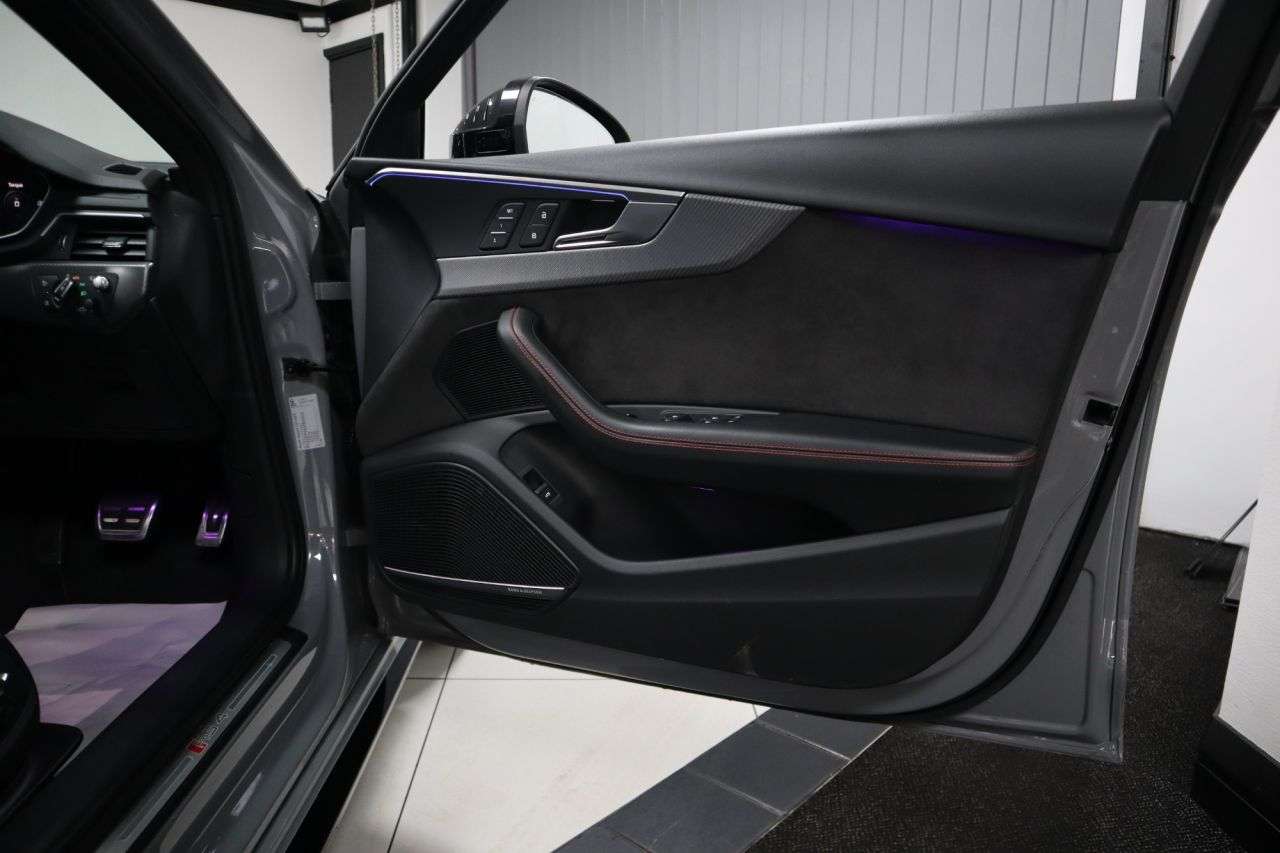 2018 AUDI RS4 AVANT 2018 AUDI RS4 AVANT