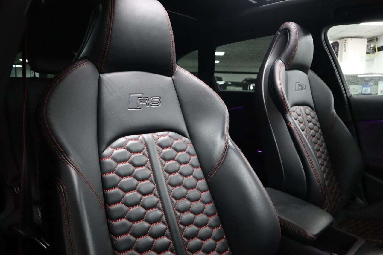 2018 AUDI RS4 AVANT 2018 AUDI RS4 AVANT