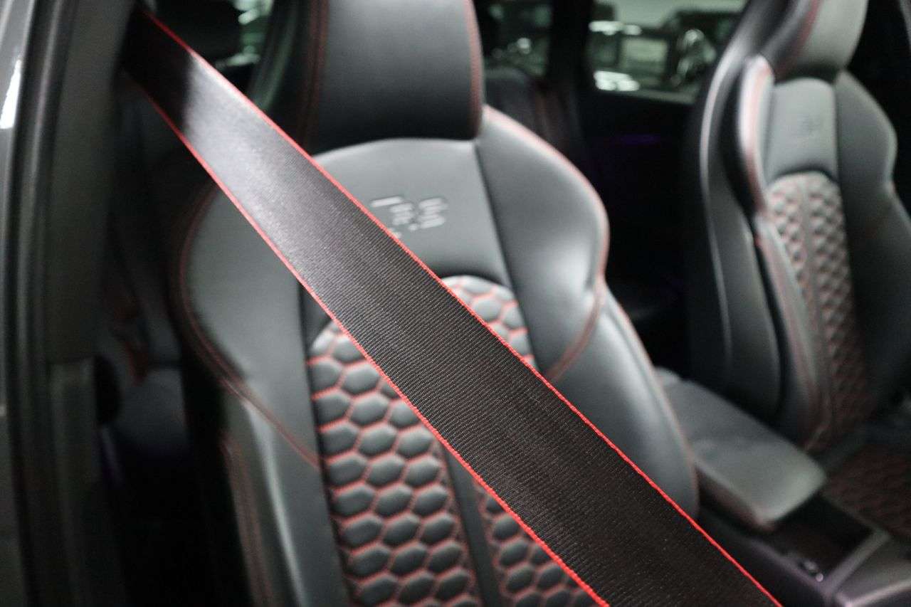 2018 AUDI RS4 AVANT 2018 AUDI RS4 AVANT