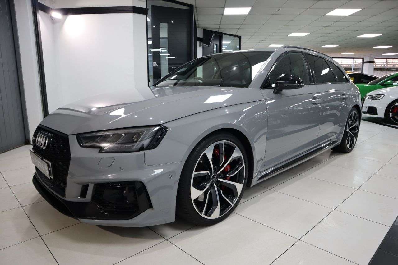 2018 AUDI RS4 AVANT 2018 AUDI RS4 AVANT