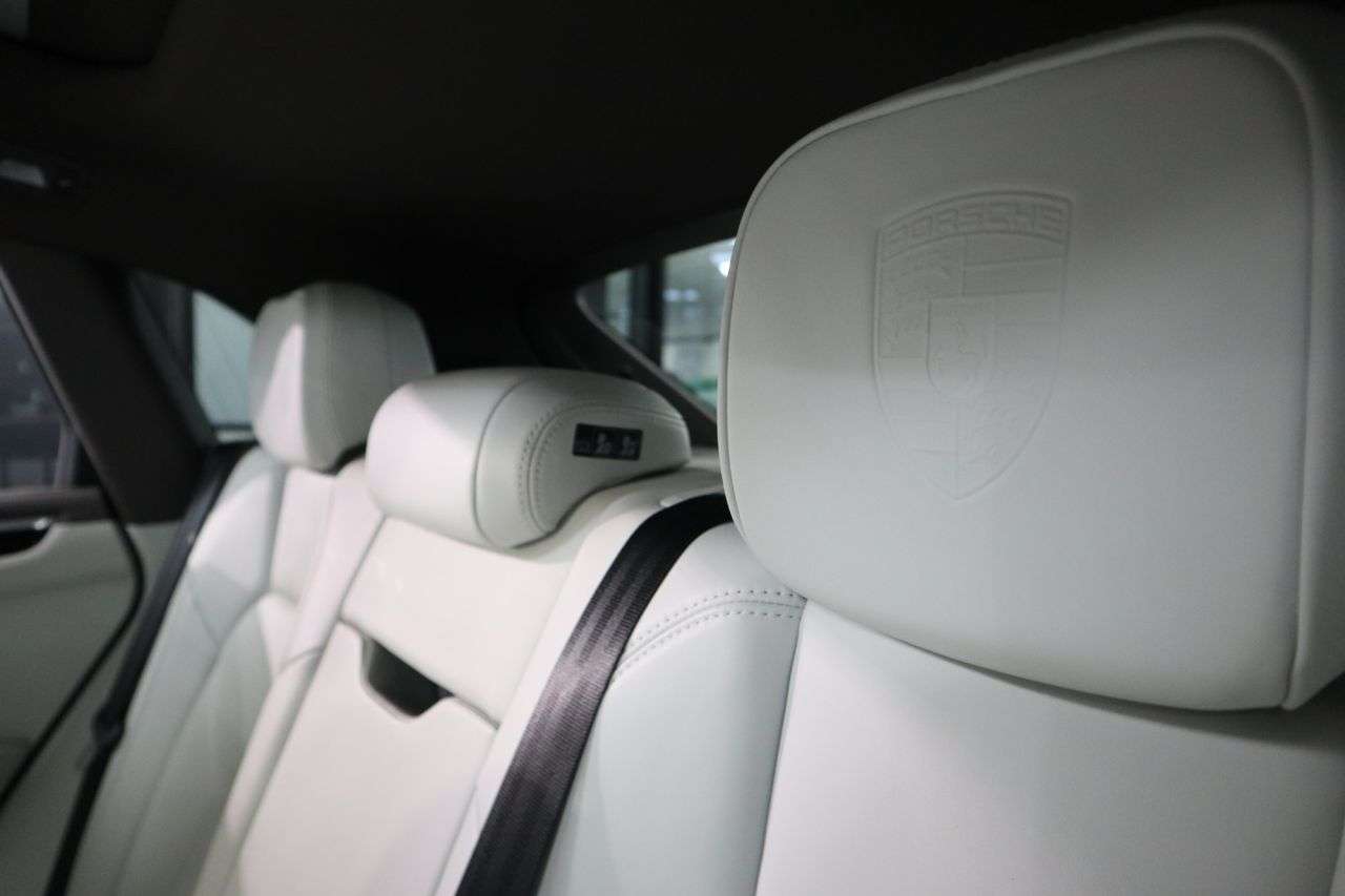 2019 PORSCHE MACAN 2019 PORSCHE MACAN