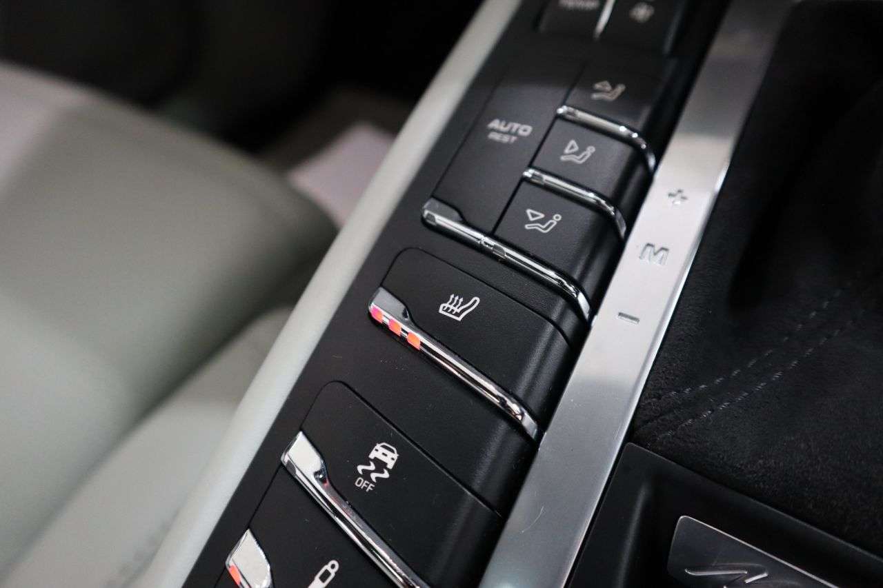 2019 PORSCHE MACAN 2019 PORSCHE MACAN