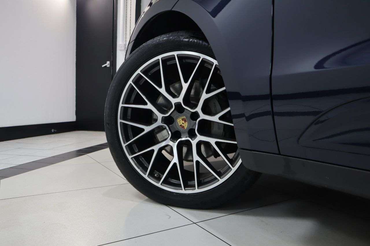 2019 PORSCHE MACAN 2019 PORSCHE MACAN