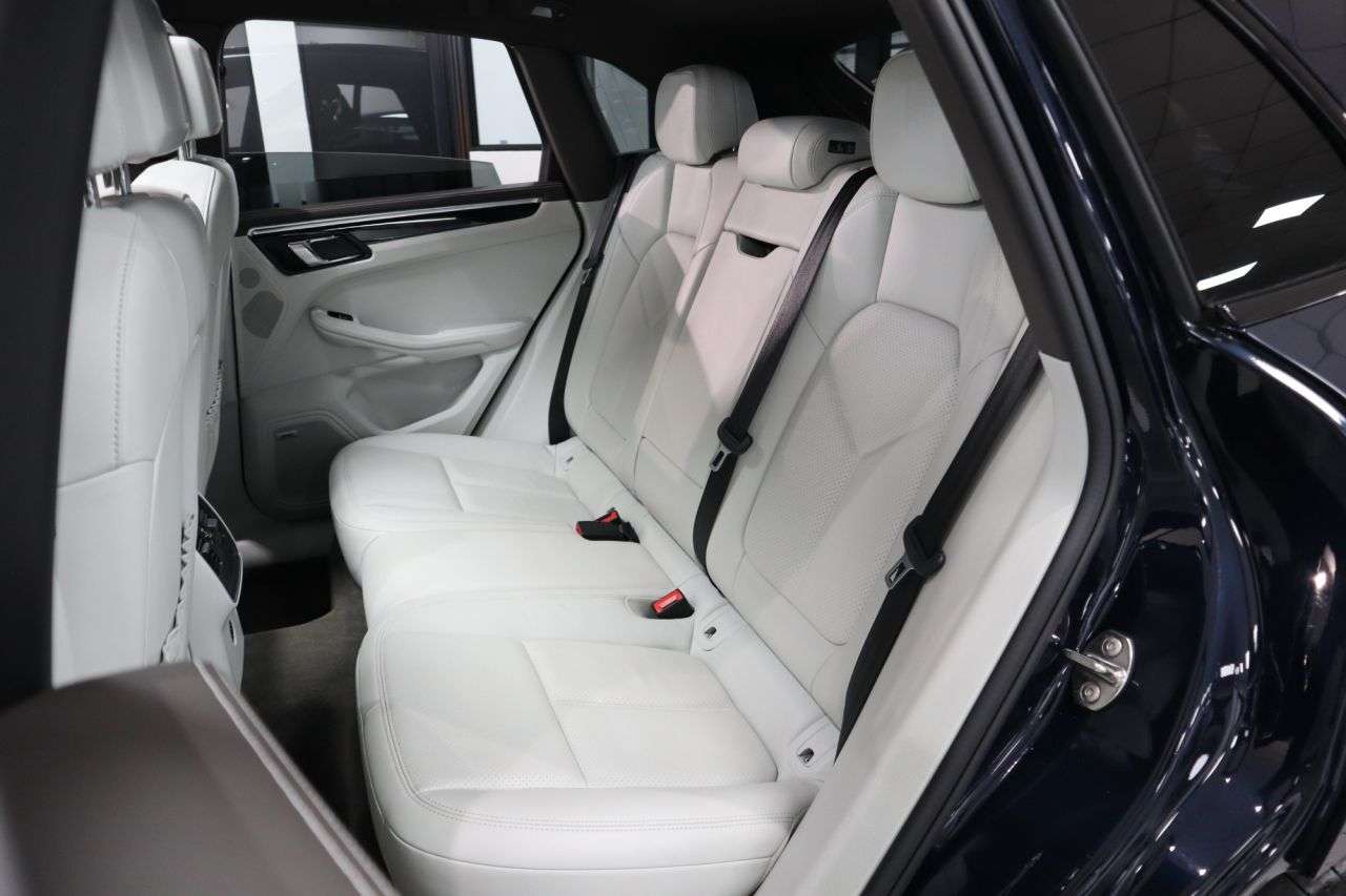 2019 PORSCHE MACAN 2019 PORSCHE MACAN