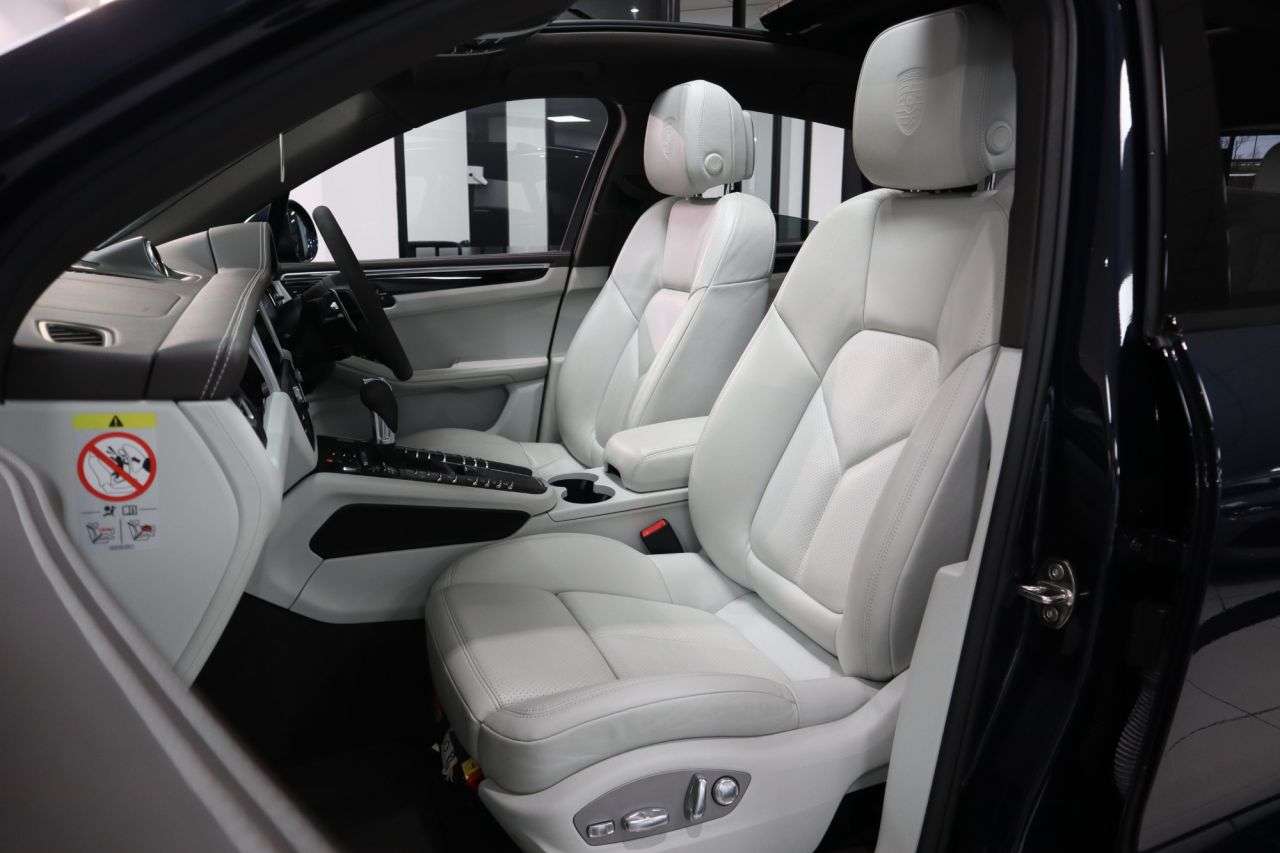 2019 PORSCHE MACAN 2019 PORSCHE MACAN