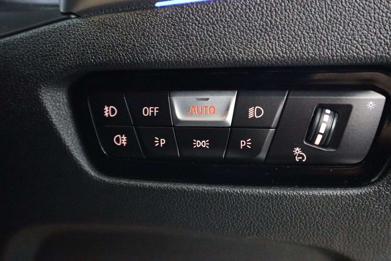 2019 BMW 3 SERIES 2019 BMW 3 SERIES