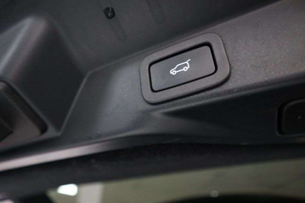 2018 LAND ROVER RANGE ROVER SPORT 2018 LAND ROVER RANGE ROVER SPORT