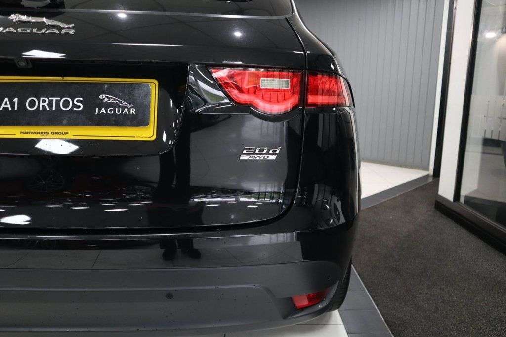 2019 JAGUAR F-PACE 2019 JAGUAR F-PACE