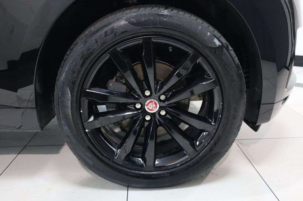 2019 JAGUAR F-PACE 2019 JAGUAR F-PACE