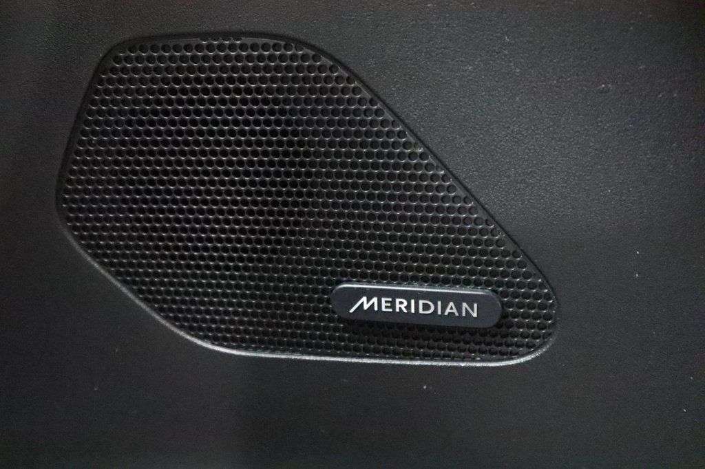 2019 JAGUAR F-PACE 2019 JAGUAR F-PACE