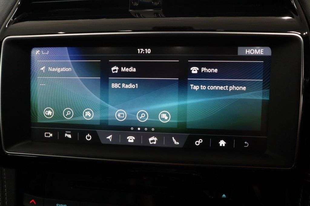 2019 JAGUAR F-PACE 2019 JAGUAR F-PACE