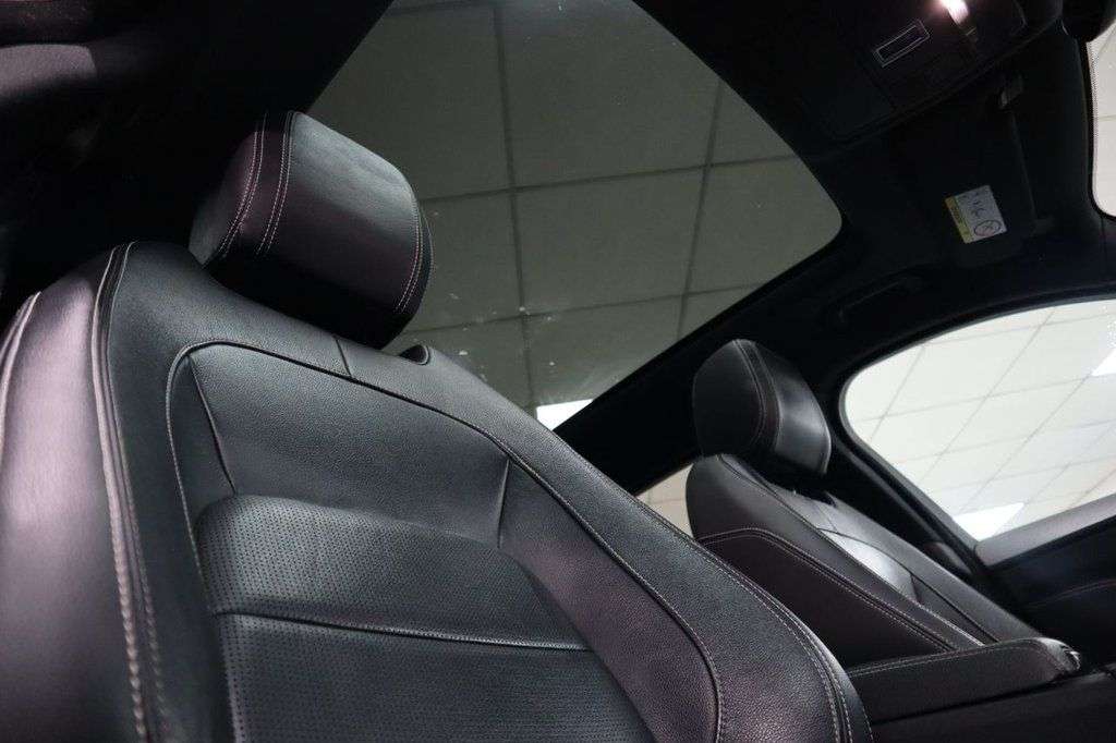 2019 JAGUAR F-PACE 2019 JAGUAR F-PACE