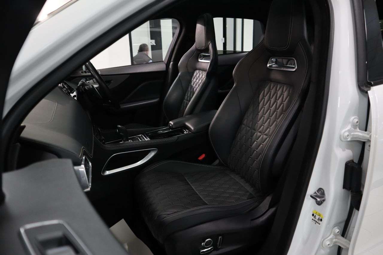 2021 JAGUAR F-PACE 2021 JAGUAR F-PACE