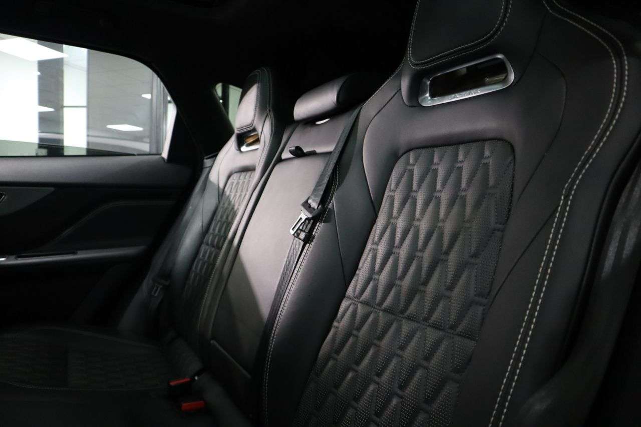 2021 JAGUAR F-PACE 2021 JAGUAR F-PACE