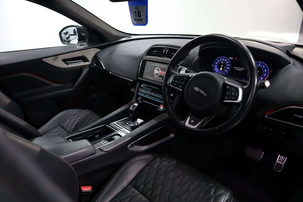 2021 JAGUAR F-PACE 2021 JAGUAR F-PACE