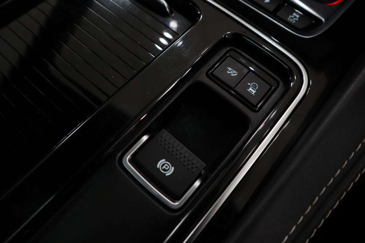 2021 JAGUAR F-PACE 2021 JAGUAR F-PACE