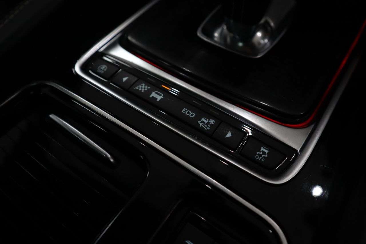 2021 JAGUAR F-PACE 2021 JAGUAR F-PACE