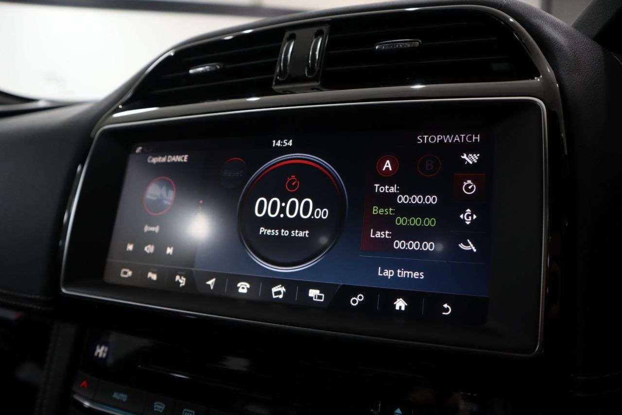 2021 JAGUAR F-PACE 2021 JAGUAR F-PACE