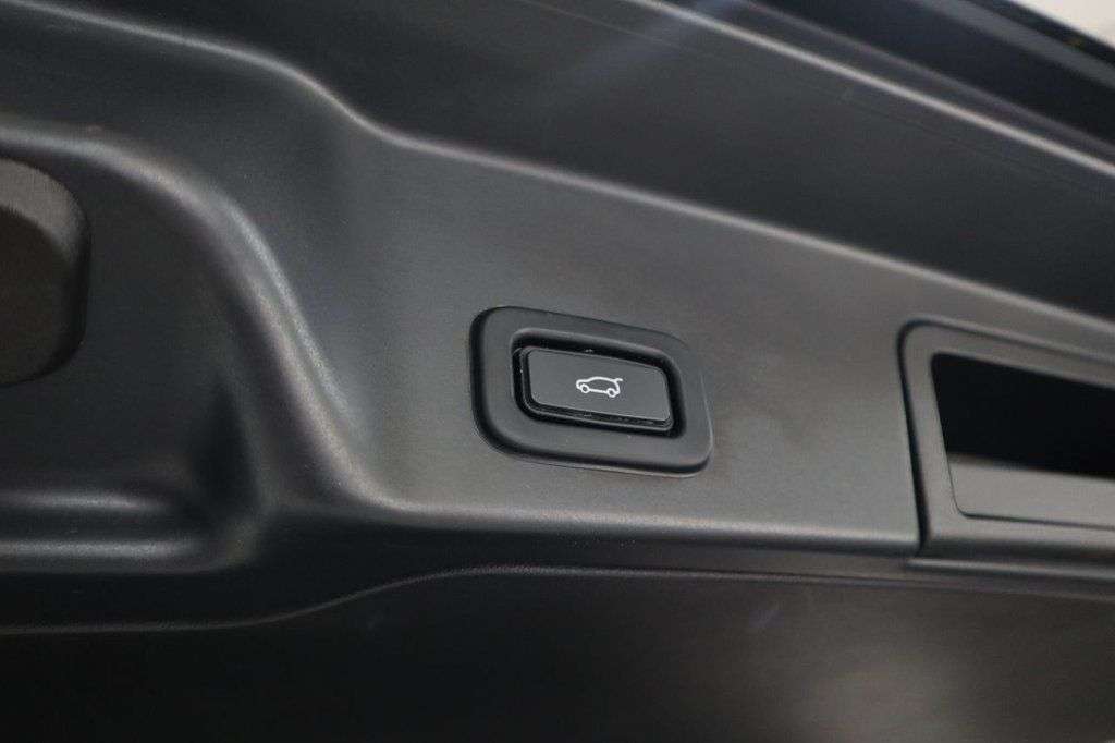 2020 LAND ROVER RANGE ROVER EVOQUE 2020 LAND ROVER RANGE ROVER EVOQUE