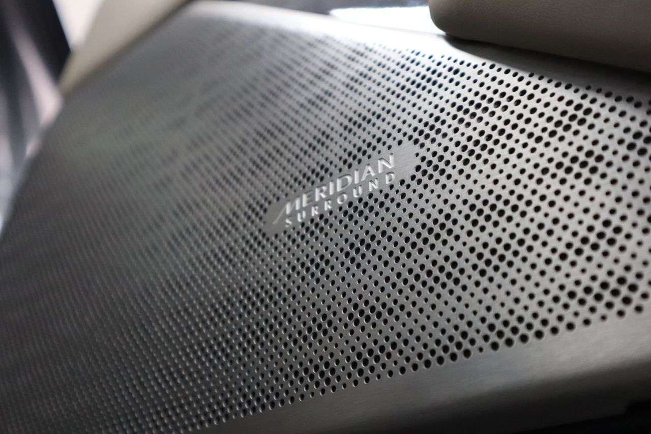 2018 LAND ROVER RANGE ROVER VELAR 2018 LAND ROVER RANGE ROVER VELAR