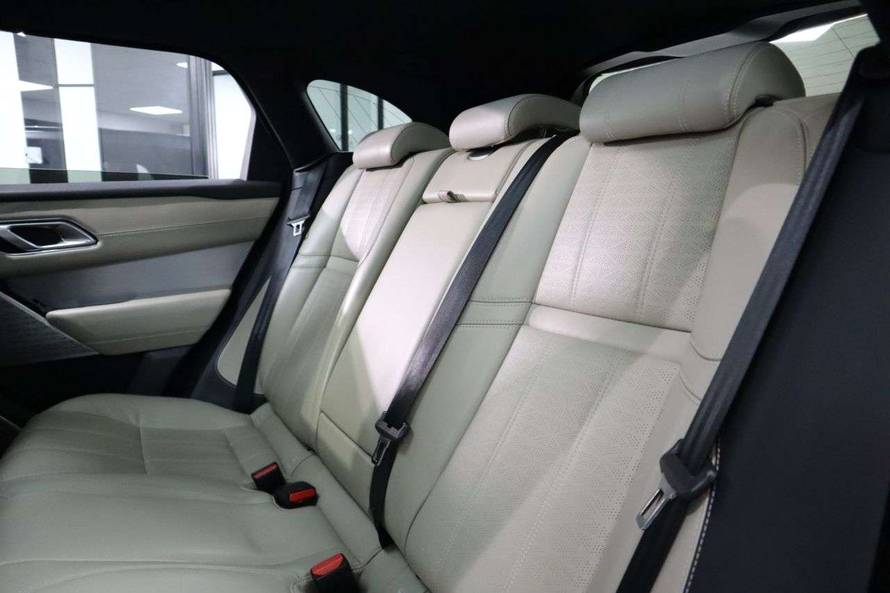 2018 LAND ROVER RANGE ROVER VELAR 2018 LAND ROVER RANGE ROVER VELAR