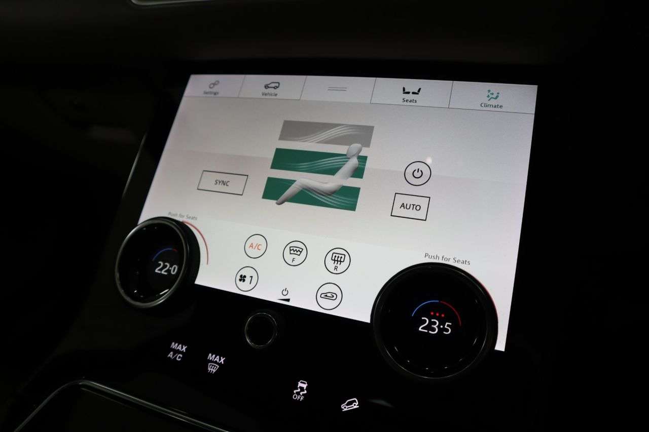 2018 LAND ROVER RANGE ROVER VELAR 2018 LAND ROVER RANGE ROVER VELAR